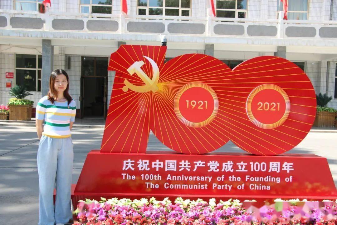 抖音单方面取消关注还能看见对方在线吗？